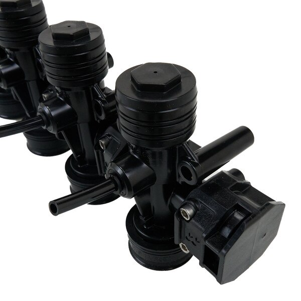 manifold side